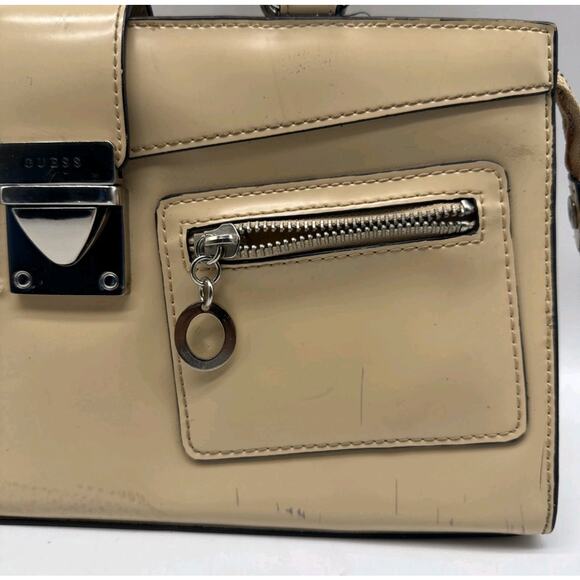 Guess Vintage Purse Handbag Tan Vegan Leather Top Handle Buckle Baguette Y2K - Picture 3 of 11